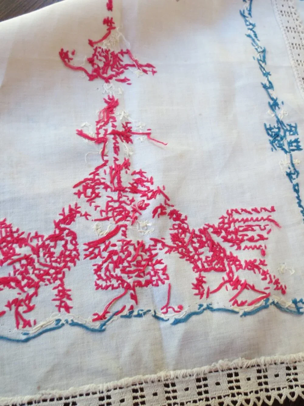 Dragon Bird Vintage Needlepoint Table Runner Linen 46x16.5